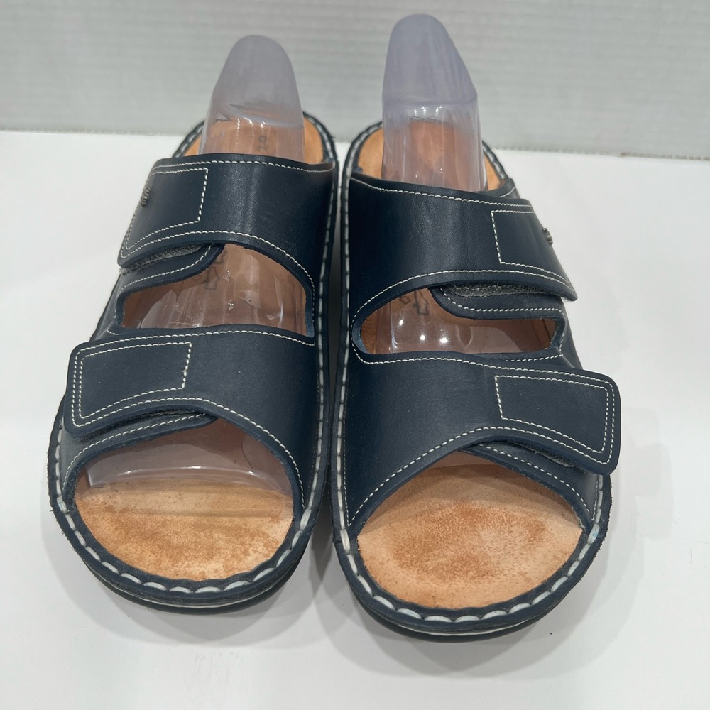 Finn Comfort Low Platform Navy Strap Sandals Size 41 or 10/10.5